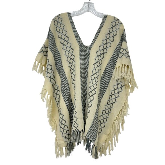 Free people Woven Pattern Boho Fringe Poncho Women's OSFA - Picture 3 of 6